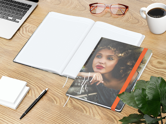 Notizbuch Match-Book White Bestseller, A4, Cover-Star, matt-individuell, orange